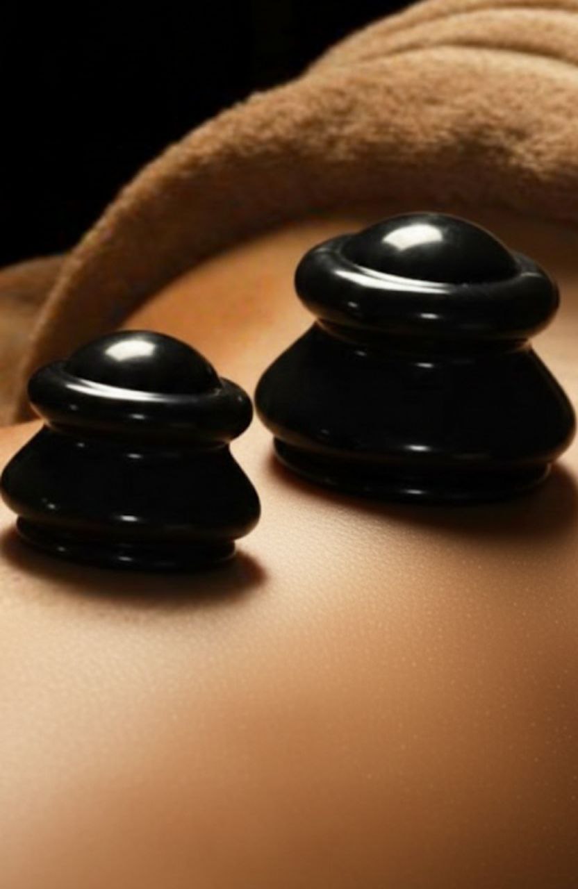 Масаж китайською банкою